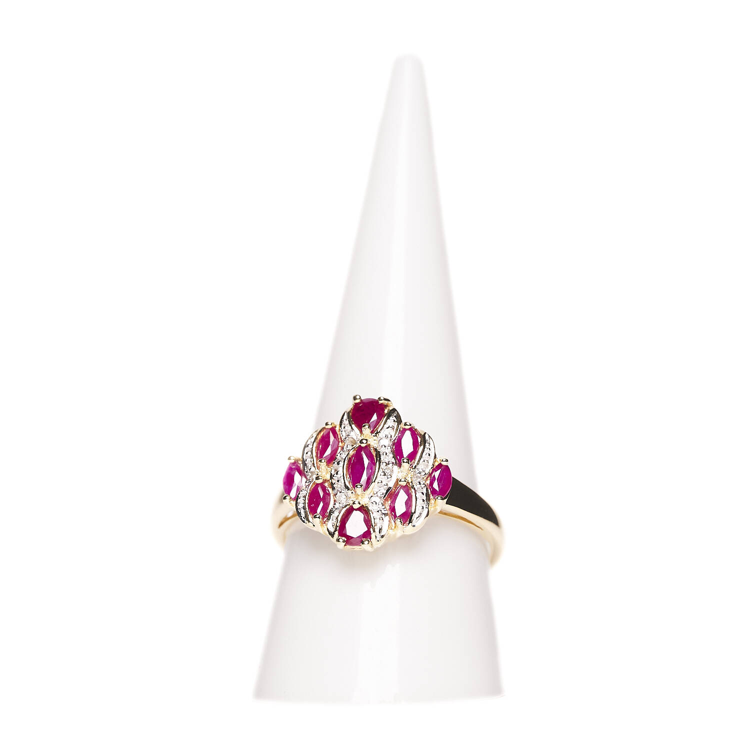 Damenring in 585 Gelbgold mit Brillanten und Rubinen Damenring in 585 Gelbgold mit Brillanten und Rubinen