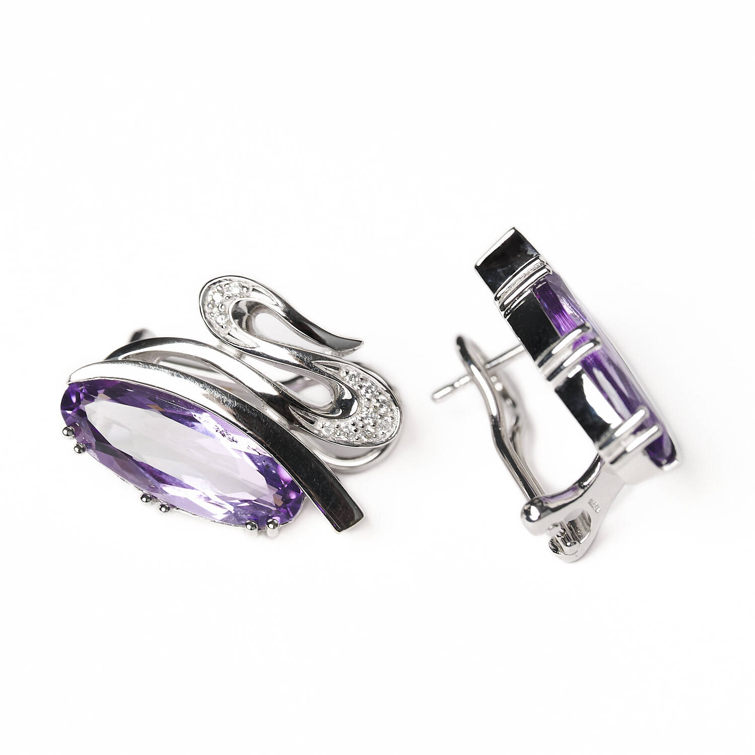 Ohrringe in 585 Weißgold mit Brillanten und Amethysten Ohrringe in 585 Weißgold mit Brillanten und Amethysten