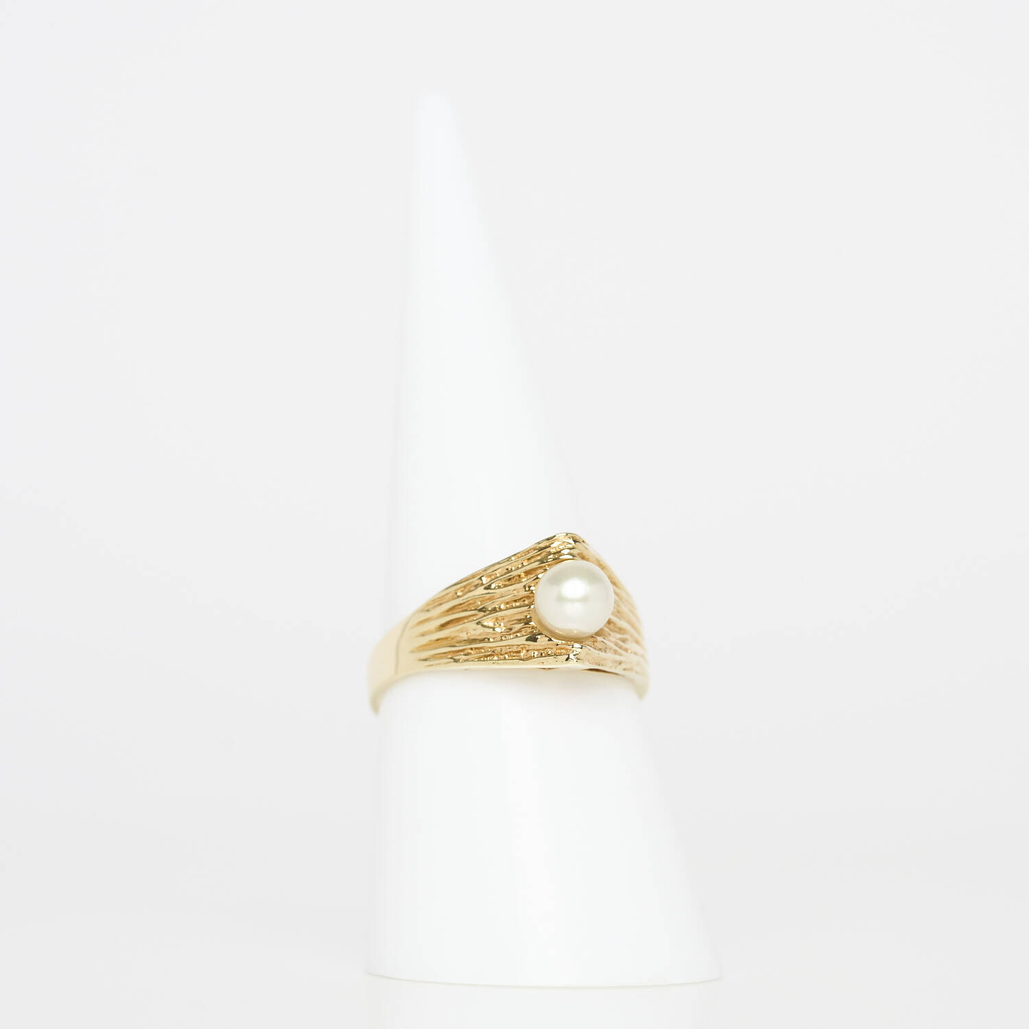 Damenring 585 in Gelbgold mit Zuchtperle (1104)