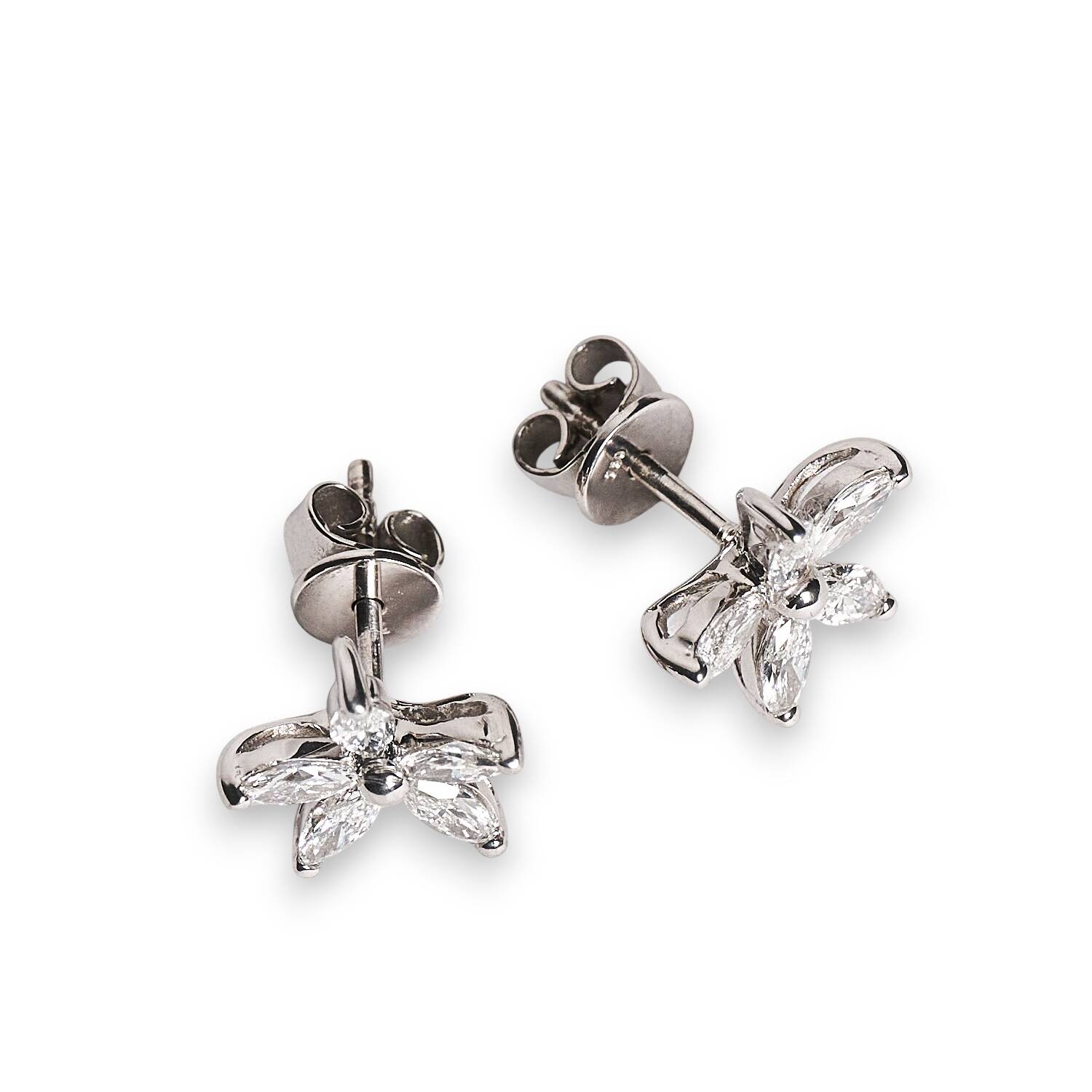 Ohrstecker in 750 Weißgold mit Diamanten Ohrstecker in 750 Weißgold mit Diamanten