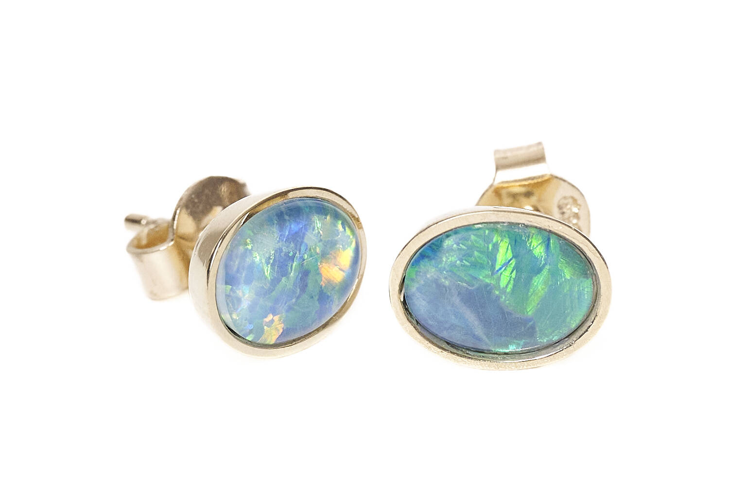 Ohrstecker in 333 Gelbgold mit Opal (3943)