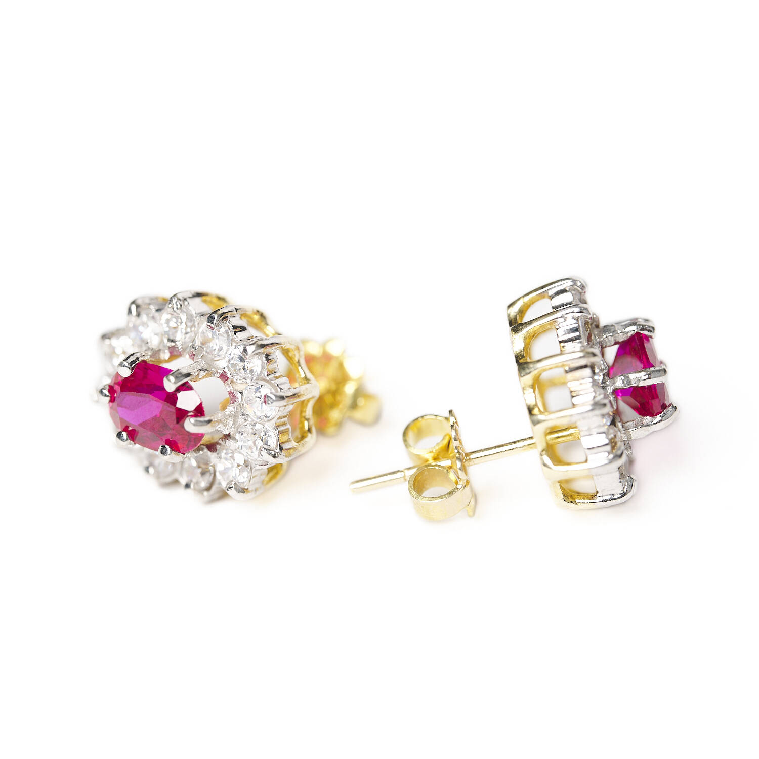 Ohrstecker in 585 Gelb- und Weißgold mit Zirkonia und roten Korunden Ohrstecker in 585 Gelb- und Weißgold mit Zirkonia und roten Korunden