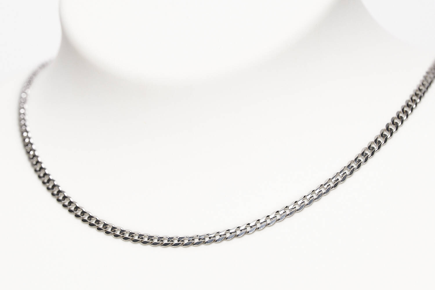 Panzerkette in 750 Weißgold