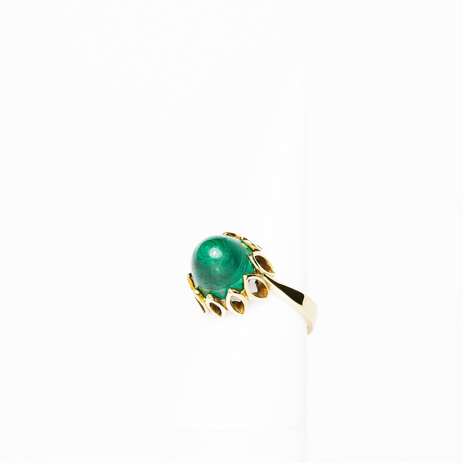 Damenring in 585 Gelbgold mit Malachit (1660)