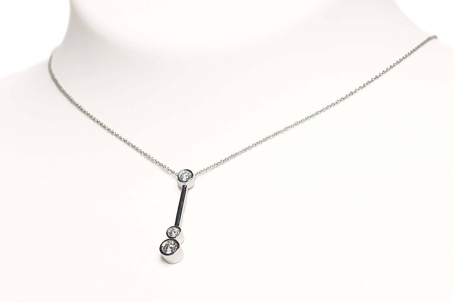 Collier in 750 Weißgold mit Diamanten (4007)