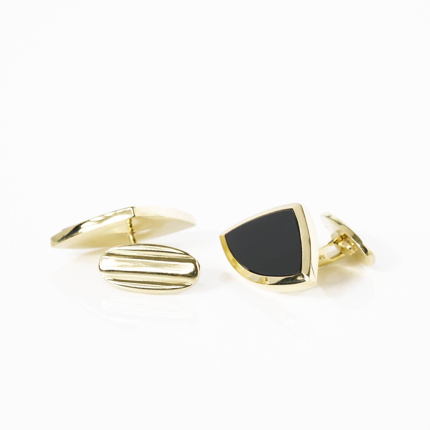 Manschettenknöpfe in 585 Gelbgold mit Onyx (1165)