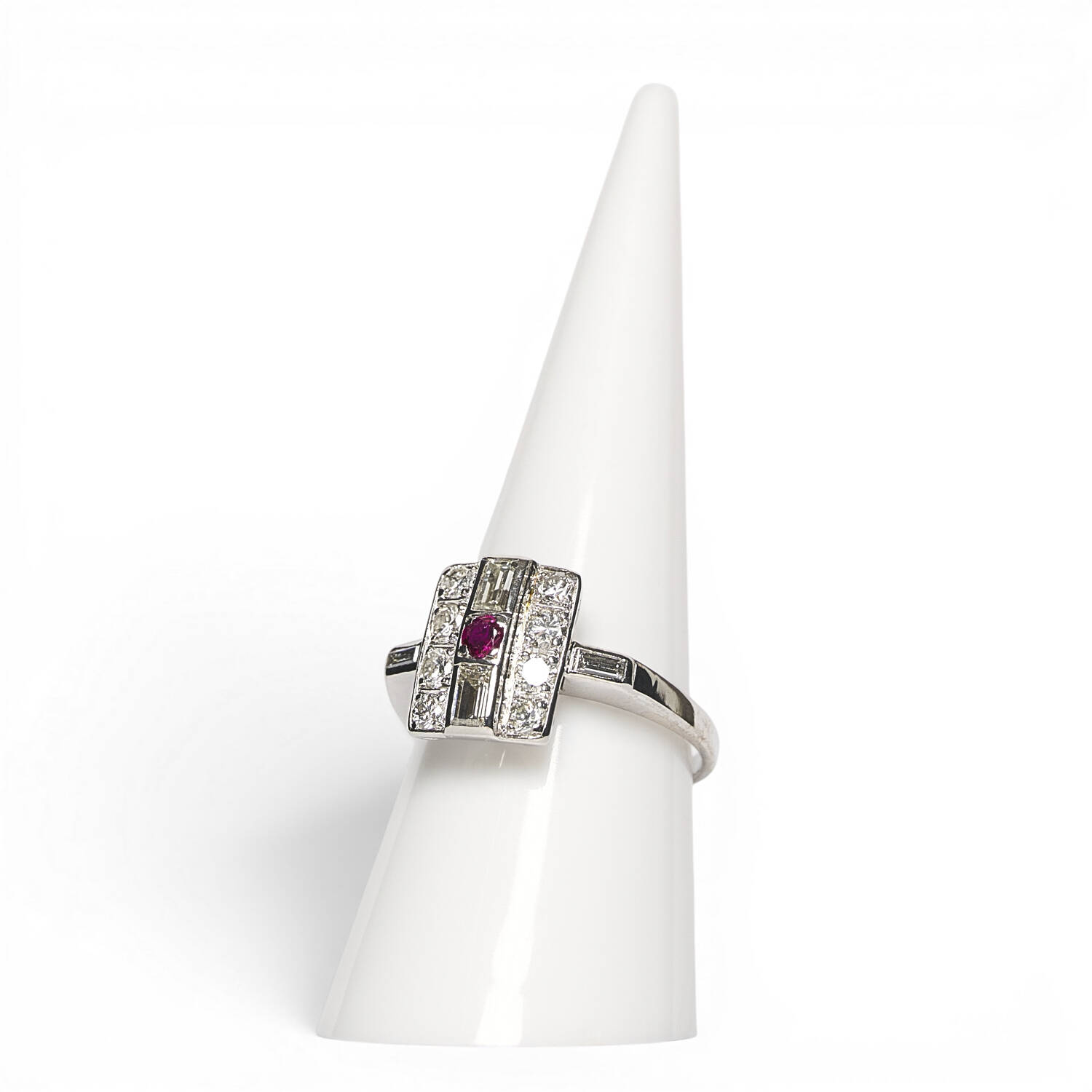 Damenring in 750 Weißgold mit Diamant und Rubin