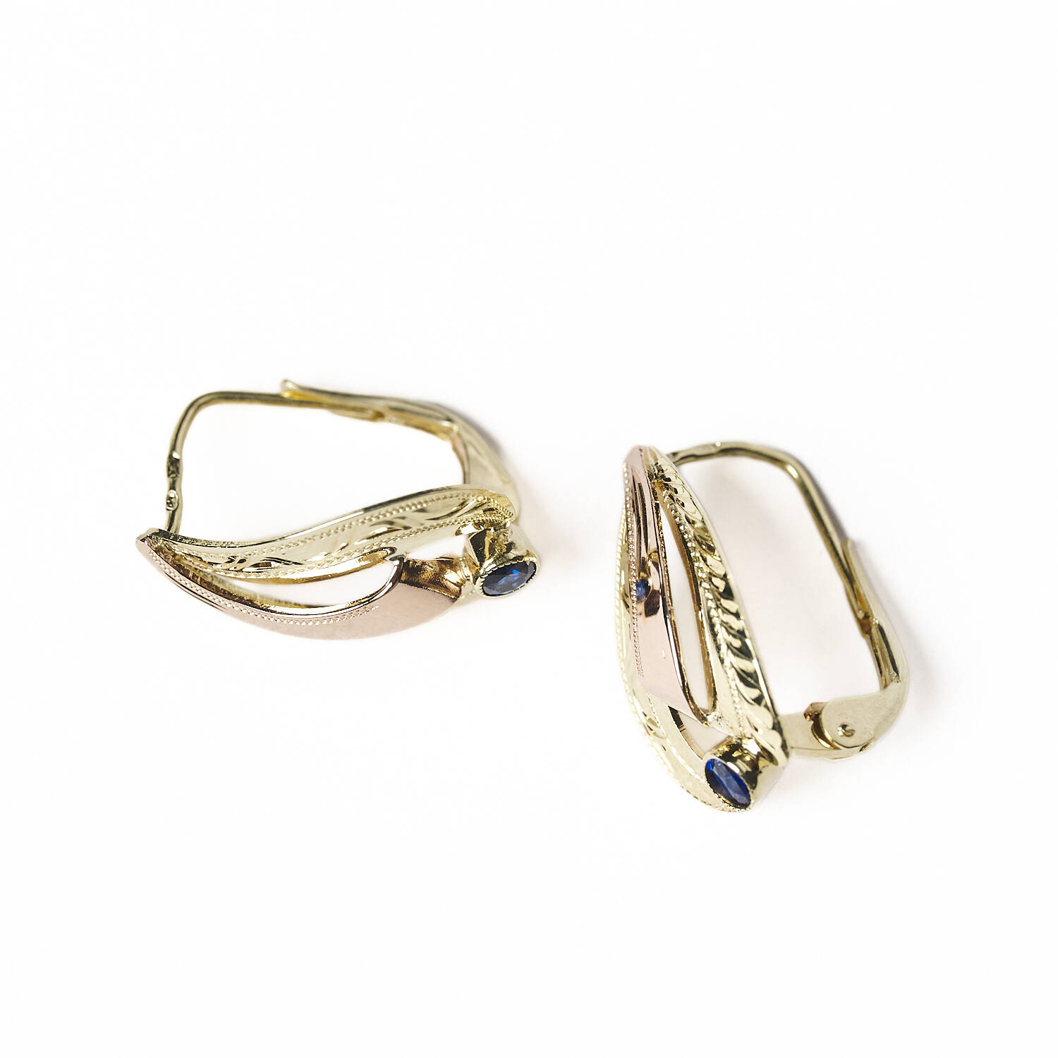 Ohrringe in 585 Gelb- und Rotgold mit Saphiren